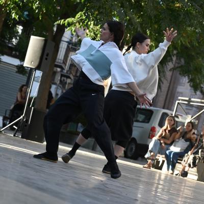 Fotografías de Festival Sin Telón: Lo de Fuera por  en En la calle - Granada